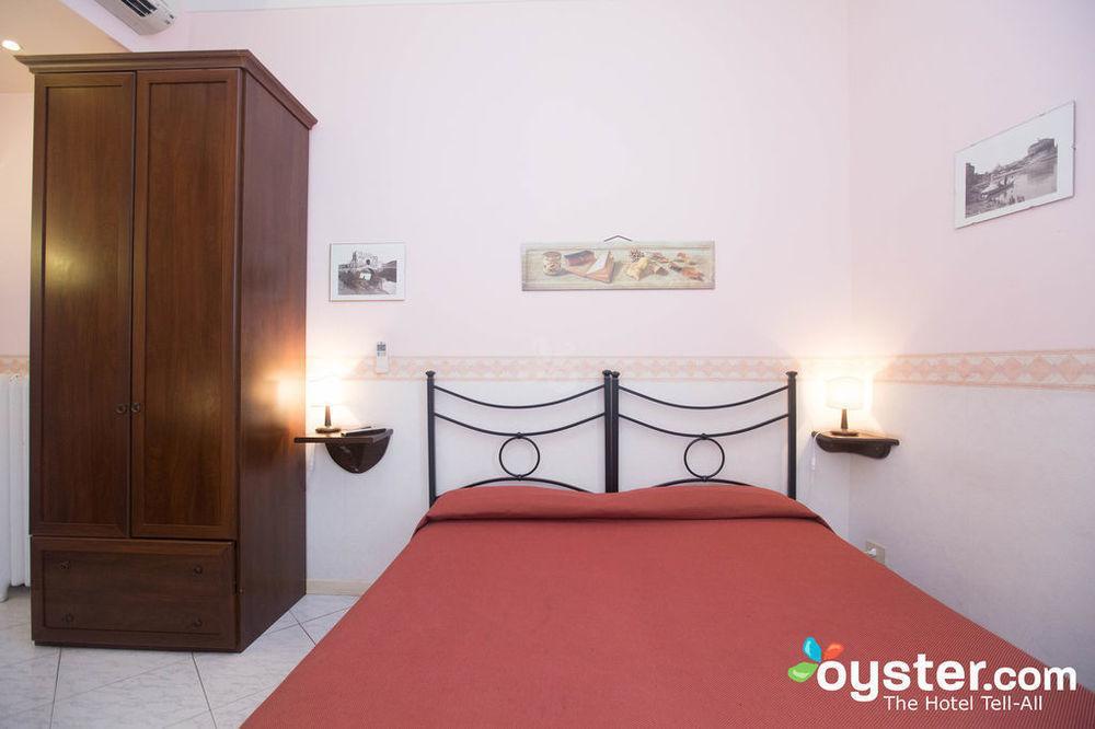 Capricci Romani Esterno foto